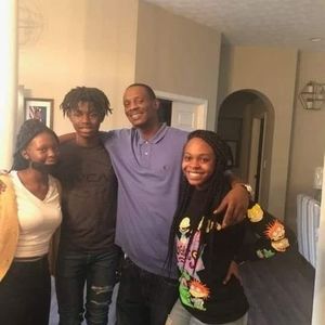 Meet your Posher, Daone